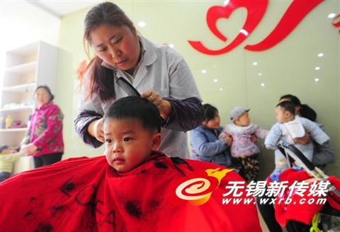 Get a haircut for Longtaitou Festival