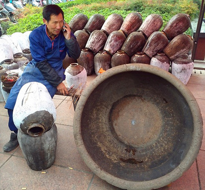 Old traditionas come alive: Temple fair sings praises of traditoinal culture