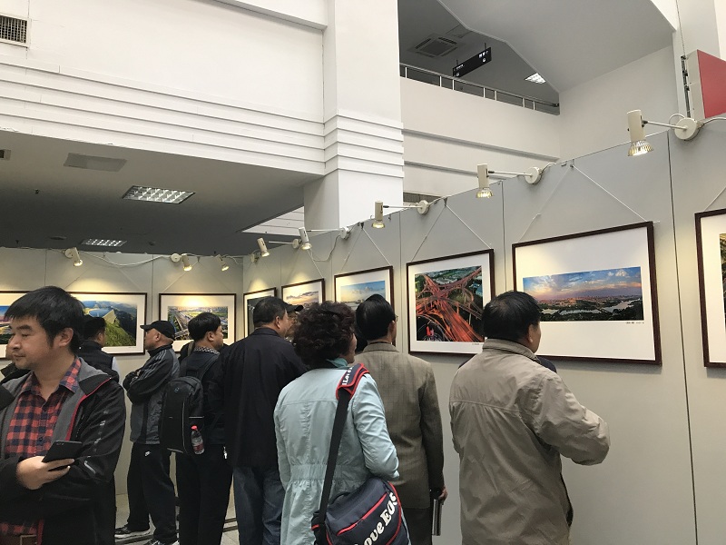 Photo exhibition shows beautiful Wuxi