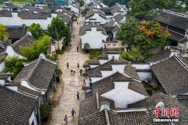 CCTV documentary features Wuxi's Huishan ancient town
