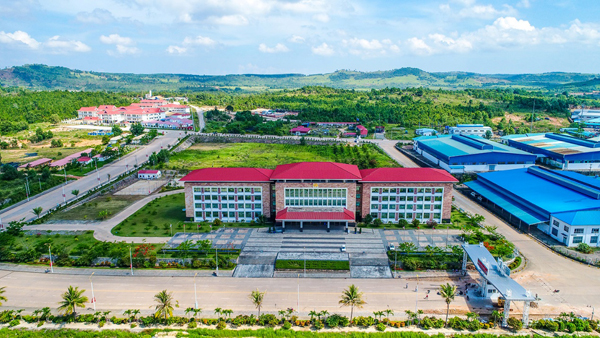 Flowers of friendship between China and Cambodia bloom in Sihanoukville SEZ