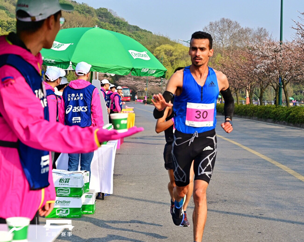 2019 Wuxi Marathon sets new national record as 740 finish within 3 hours