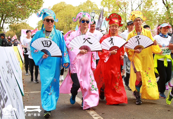 Yangshan Half Marathon attracts 5,000 runners