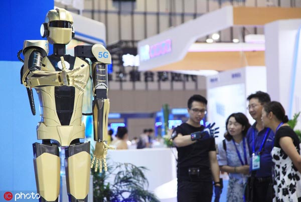 Wuxi shines at software expo