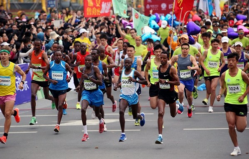 Wuxi International Marathon draws lots