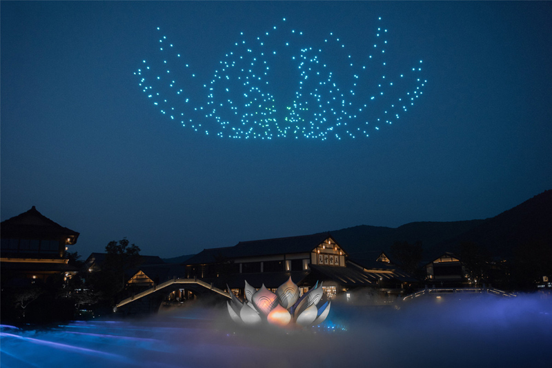 500 drones illuminate the night sky at Nianhuawan in Wuxi