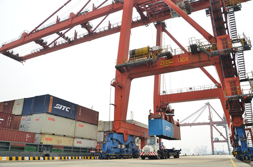 Zhangjiagang FTZ eyes booming industrial growth