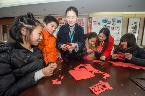 In photos: Zhangjiagang residents celebrate New Year