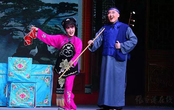 Highlights of operas impressed students in Zhangjiagang