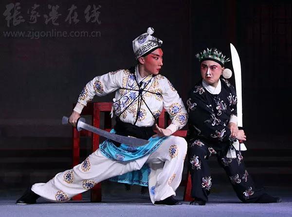 Highlights of operas impressed students in Zhangjiagang