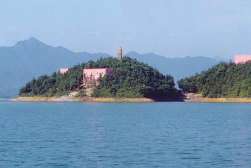 West Sea of Lushan Mountain (or Zhelin Lake)