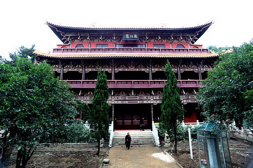 Donglin (East Forest) Temple