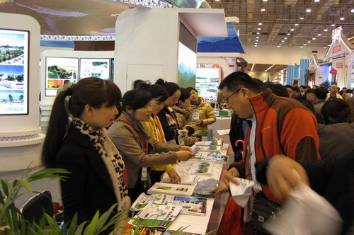 Jiangxi delegation attended the 2012 China domestic tourism fair