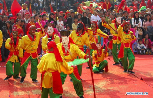 Pioneer in mask making of Nuo dance