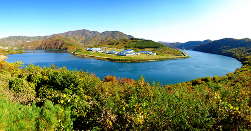 Pinghu Lake in autumn