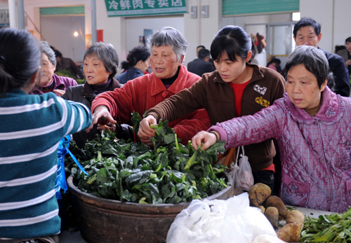 China's CPI rises 2.7% in February on seasonal factors