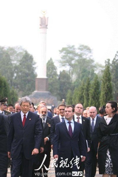 Russian president arrives in Dalian