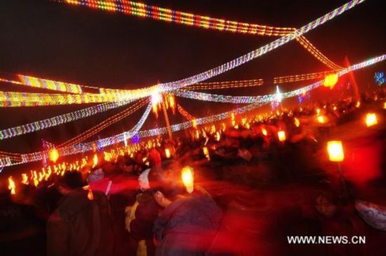 Maze decorated with lanterns in Liaoning Province