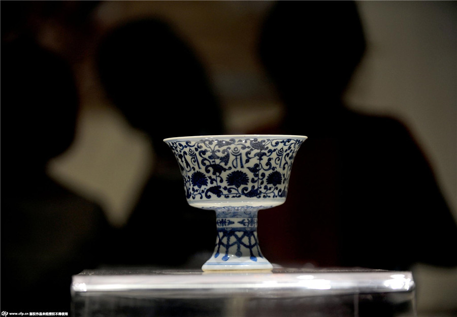 Qianlong period cultural relics go on show at Shenyang's Imperial Palace Museum