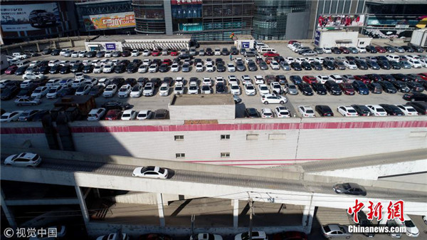Shenyang opens rooftop parking lot