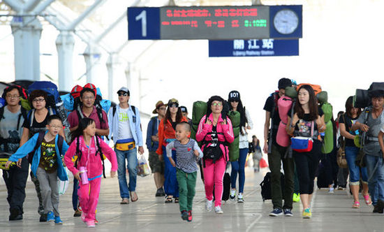 Lijiang witnesses record increase in visitor arrivals