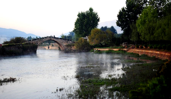 Tourists visit Shaxi town