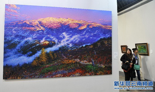 North Korean oil painting show in Kunming