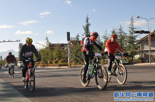 Lijiang holds “I Love Lijiang, Green Cycling” themed cycling competition
