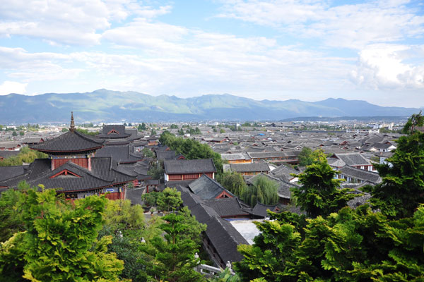 Lijiang--Where idleness is the order of the day