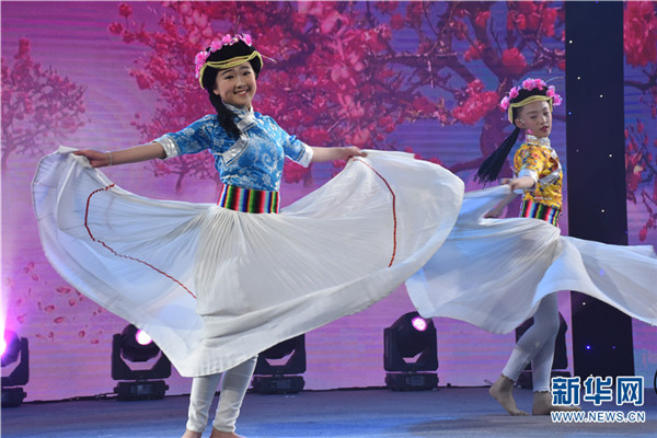 Lijiang celebrates annual tourism development