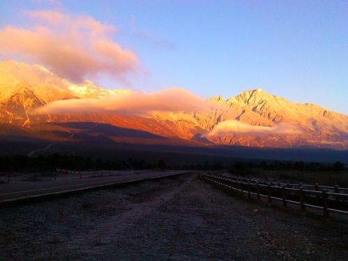 Yunnan's top sunrise destination in winter