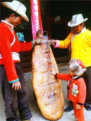 Mosuo flavors impress tourists in Lijiang