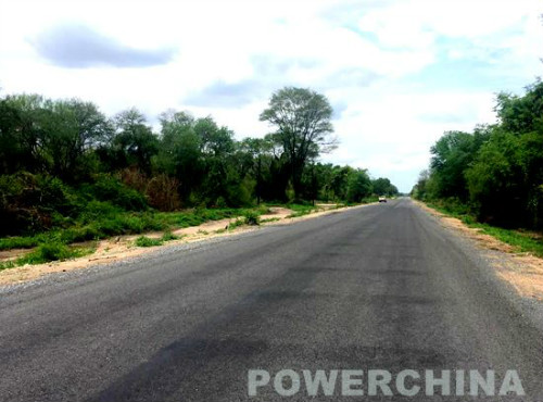 Chinese-built Mozambique EN1 road handed over