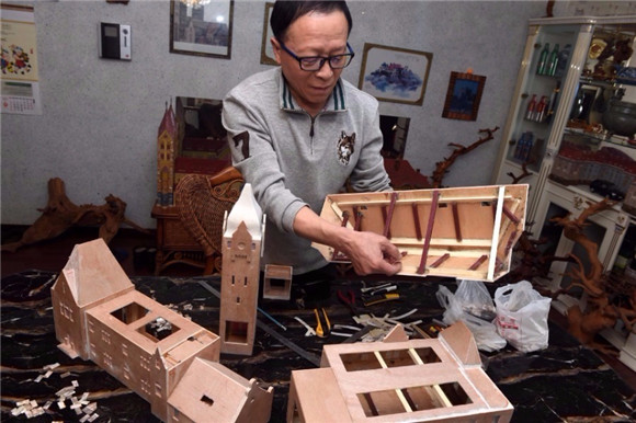 Shell-made miniature architectural models of Qingdao