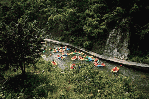 Rafting in Qingyuan