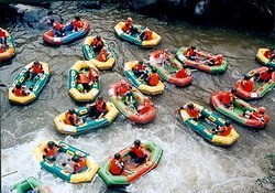 Rafting in Qingyuan