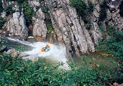 Rafting in Qingyuan