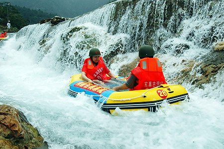 Rafting in Qingyuan