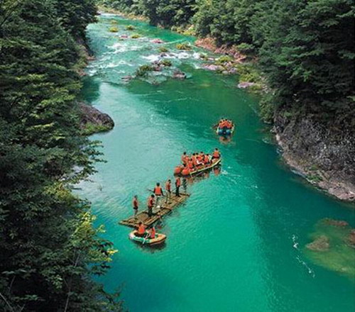 Rafting in Qingyuan