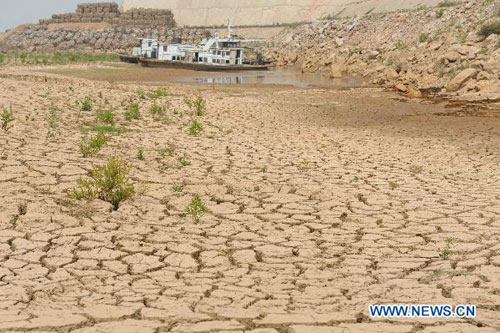 Severe drought hits Qingyuan in S China