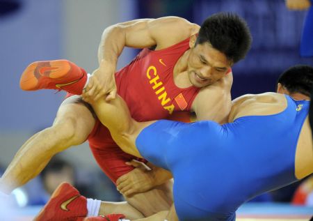 Li Ruicai grabs men's freestyle 96kg gold at National Games