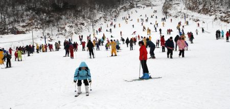 Sports on snow become favourite holiday choice for Chinese