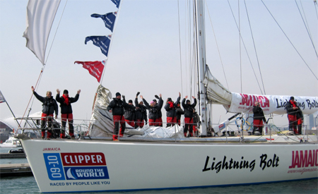 09-10 Clipper Round the World yacht race sails off from Qingdao