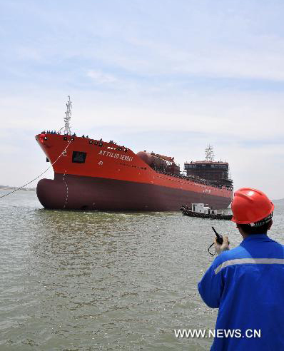 China-made chemicals-transport ship to be exported to Italy