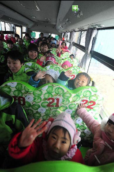 American-style school bus put into use in Shandong