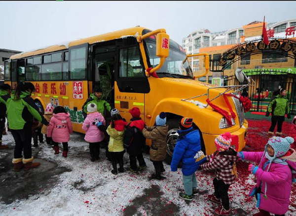 American-style school bus put into use in Shandong