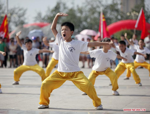 Activities held to celebrate upcoming National Fitness Day in Shandong