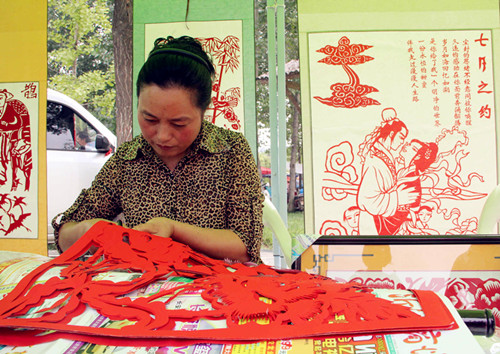 Shandong celebrates Chinese Valentine's Day