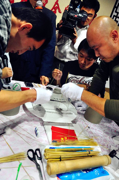 Crickets fight competition held in Shandong