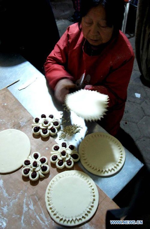 Jujube cakes made to greet Spring Festival